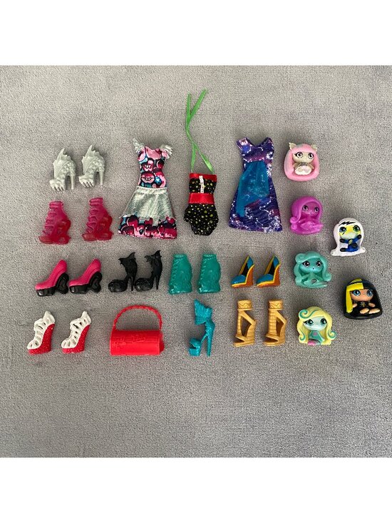 monster high Other - Monster High Doll Accessories Lot - Shoes, Dresses, & Mini Figures 27pc